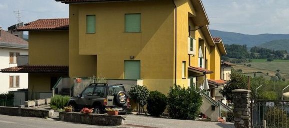 4 Schlafzimmer Doppelhaus in Bibbiena, Italy, Nr. 370789 22