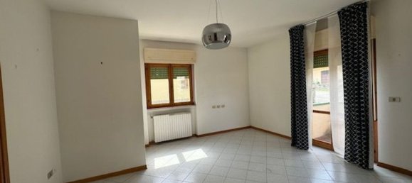 4 Schlafzimmer Doppelhaus in Bibbiena, Italy, Nr. 370789 2