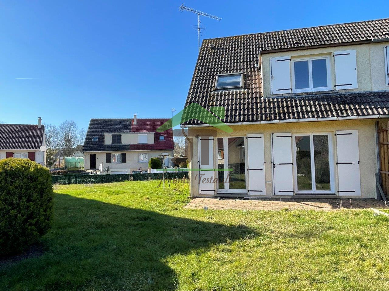 Casa T3 em Chateaudun, France N.º 91285