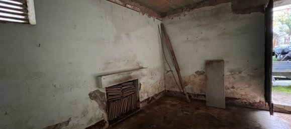 3 rooms House in Castel Morrone, Italy No. 255389 4