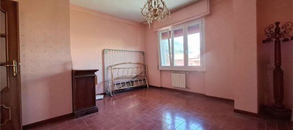 4 bedrooms Apartment in Arcola, Italy No. 326631 11
