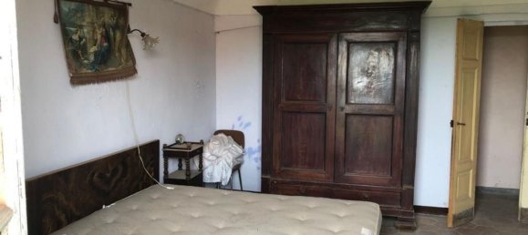 5 rooms House in Asti, Italy No. 20330 5