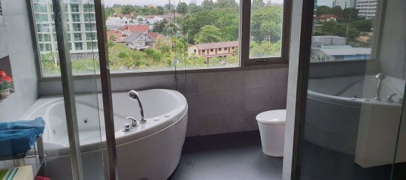 1 bedroom Condo in Pattaya, Thailand No. 1957 12