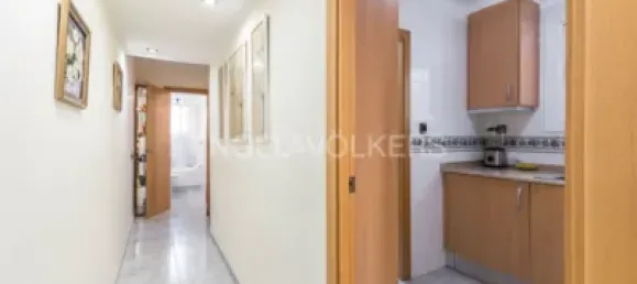 3 bedrooms Apartment in Horta-Guinardo, Spain No. 182571 8