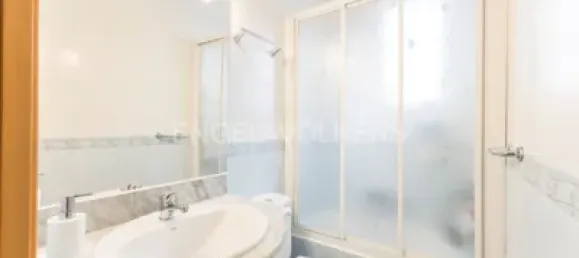 3 bedrooms Apartment in Horta-Guinardo, Spain No. 182571 18