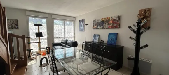 2-salle Maison à Le Poinçonnet, France No. 352930 2