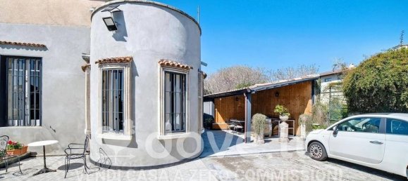 2 bedrooms Villa in Catania, Italy No. 276838 10