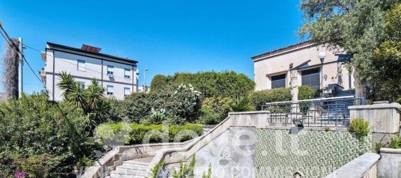 2 bedrooms Villa in Catania, Italy No. 276838 9