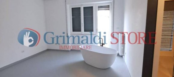 Квартира с 2 спальнями в Лечче, Италия № 53385 11