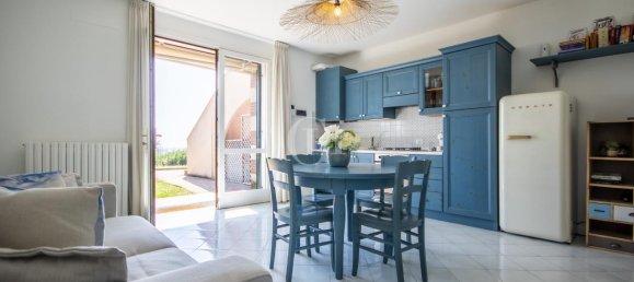 3 rooms Apartment in Verona, Italy No. 11613 4