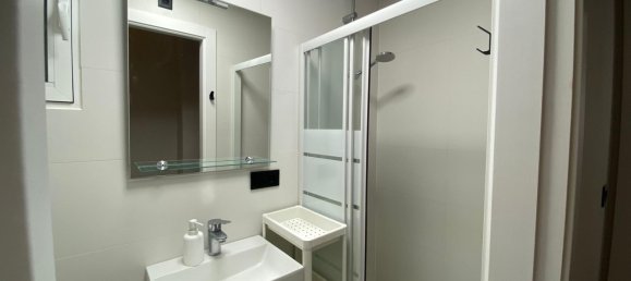 Apartamento de 2 dormitorios en Torrevieja, Spain No. 77250 21