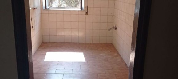 2-salle Appartement à Guidonia Montecelio, Italy No. 132826 8