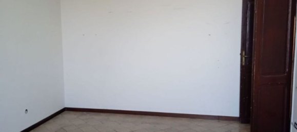 2-salle Appartement à Guidonia Montecelio, Italy No. 132826 9