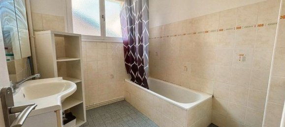 4 bedrooms House in Saint-Cyr-sur-Loire, France No. 41480 7