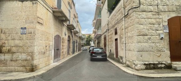 2غرفة عقار تجاري في Corato, Italy رقم 32413 10