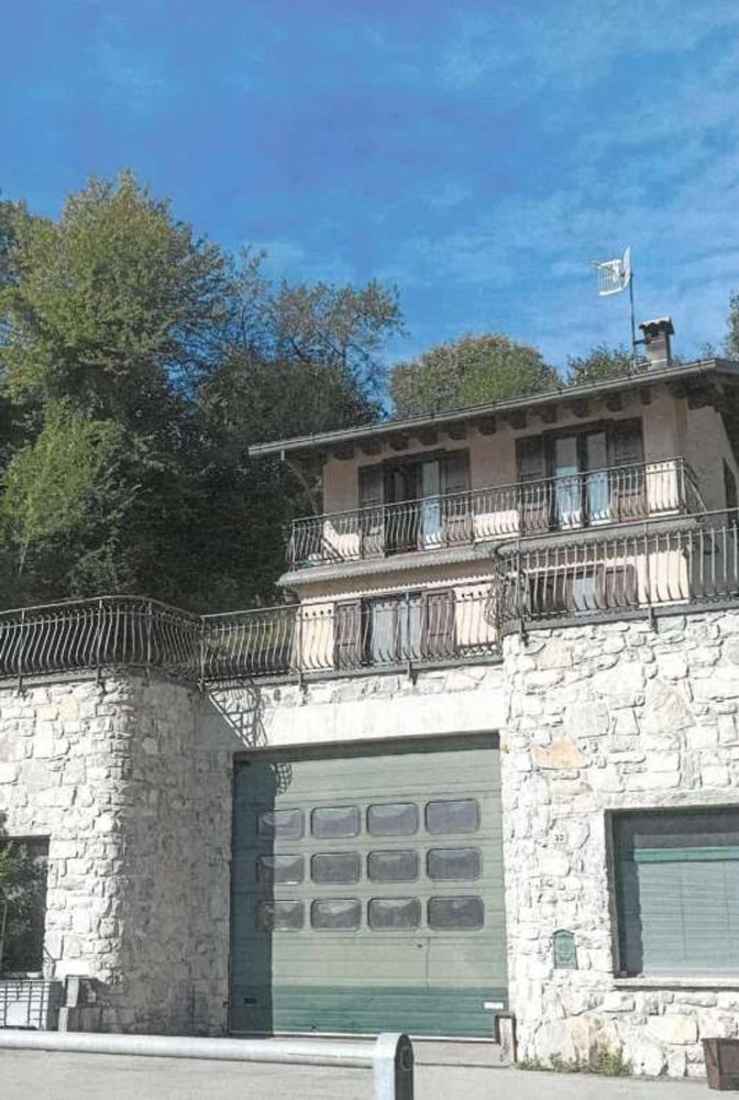 3غرفة منزل في Centro Valle Intelvi, Italy رقم 277450