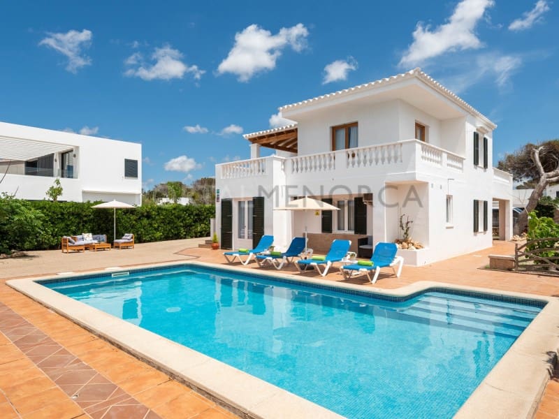 Дом с 4 спальнями в Кала Бланка, Испания № 269951