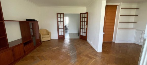 Квартира с 3 спальнями в Нёйи-Плезанс, Франция № 165934 30