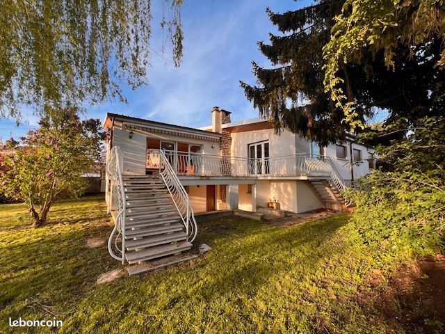 3 bedrooms House in Luneville, France No. 77109