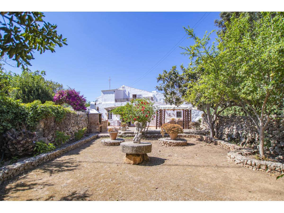 Casa de 5 dormitorios en Es Castell, Spain No. 662