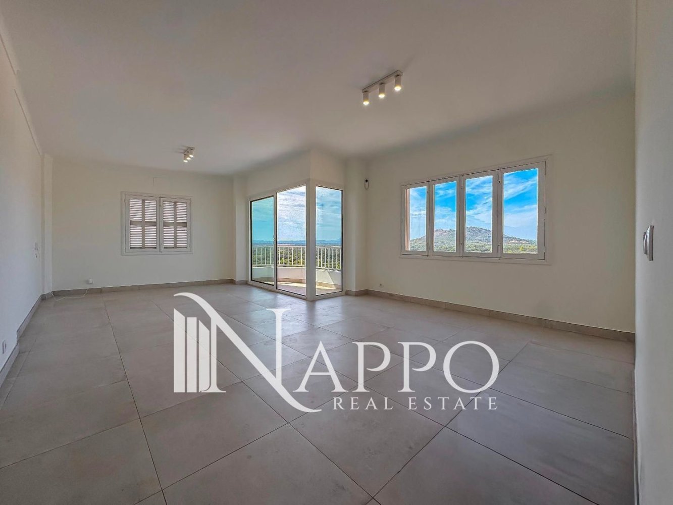 3 bedrooms Apartment in Buger, Spain No. 246930