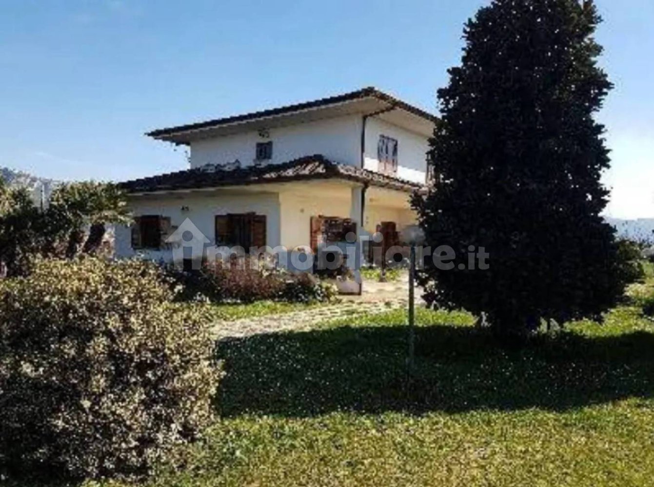 4 غرف نوم فيلا في Sermoneta, Italy رقم 173511