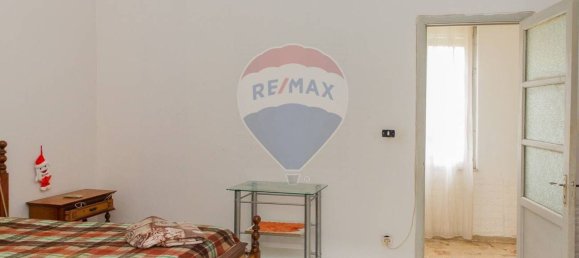 Casa de 4 divisões em San Giovanni la Punta, Italy N.º 69750 24