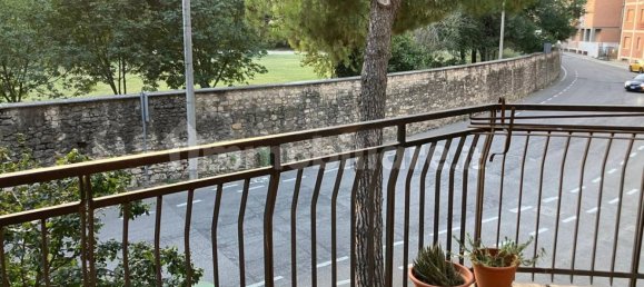 3 bedrooms Apartment in Verona, Italy No. 277249 2