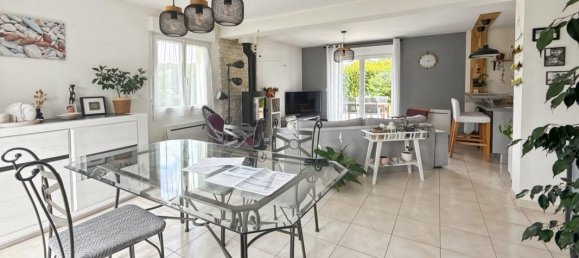 4 bedrooms House in Calvados, France No. 362175 3