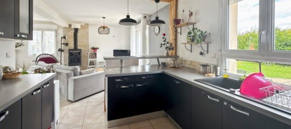 4 bedrooms House in Calvados, France No. 362175 5