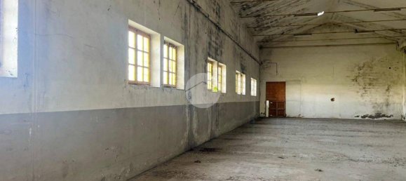 Склад с 1 комнатой в Мармироло, Италия № 210720 2