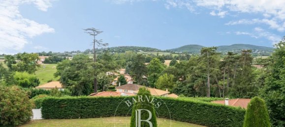 Casa de 11 dormitorios en Lentilly, France No. 298682 14