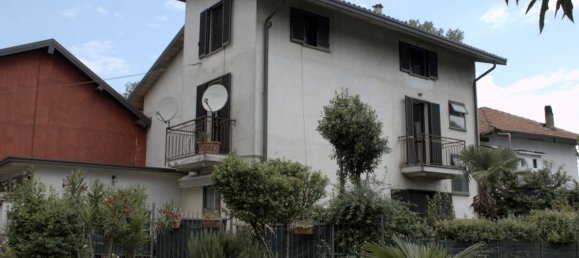 3 chambres Appartement à Albizzate, Italy No. 81524 15