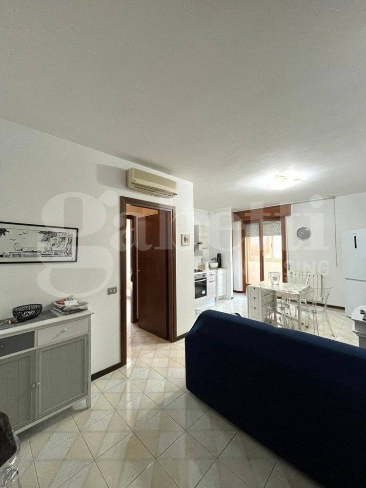 2 bedrooms Apartment in Cagliari, Italy No. 57162
