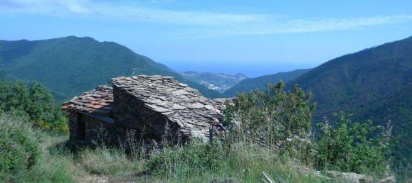 518m² Land in Badalucco, Italy No. 90382 16