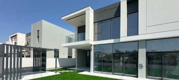 Villa T5 em Al Furjan, UAE N.º 101518 12