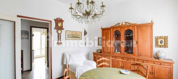 2 Schlafzimmer Wohnung in Como, Italy, Nr. 213386 23