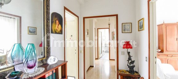 2 Schlafzimmer Wohnung in Como, Italy, Nr. 213386 24
