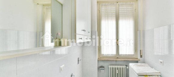 2 Schlafzimmer Wohnung in Como, Italy, Nr. 213386 17