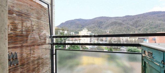 2 Schlafzimmer Wohnung in Como, Italy, Nr. 213386 25