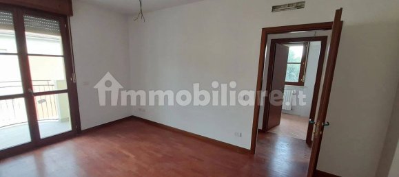 3 bedrooms Apartment in Mantua, Italy No. 346772 13