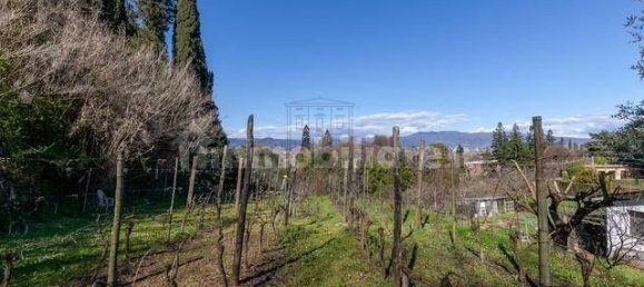 Casa de 6 dormitorios en Lucca, Italy No. 194738 7