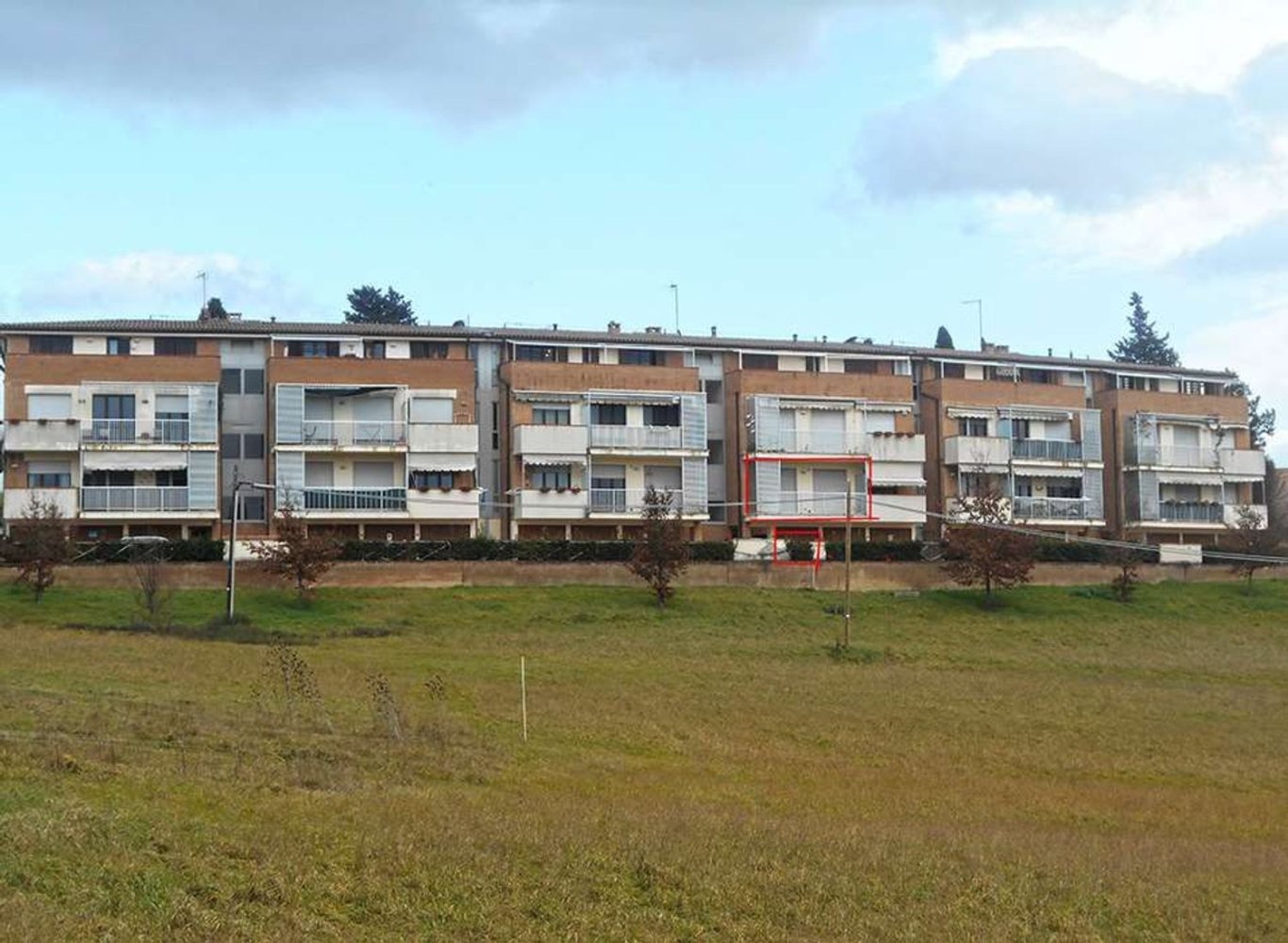 Apartamento de 3 habitaciónes en Sovicille, Italy No. 204481