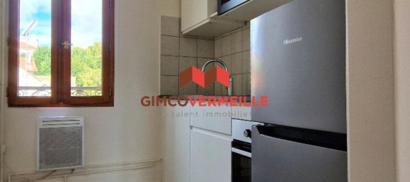 2 rooms Apartment in Pontoise, France No. 321861 4