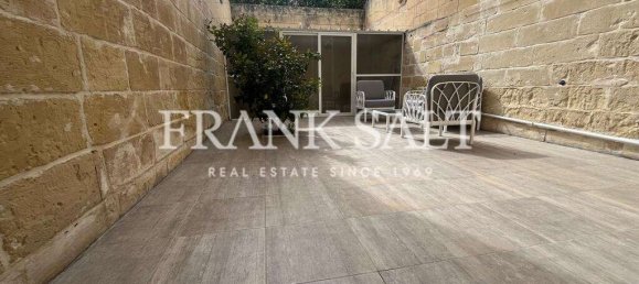 Дом с 3 спальнями в Таршин, Мальта № 6411 3