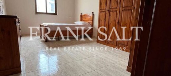 Дом с 3 спальнями в Таршин, Мальта № 6411 6