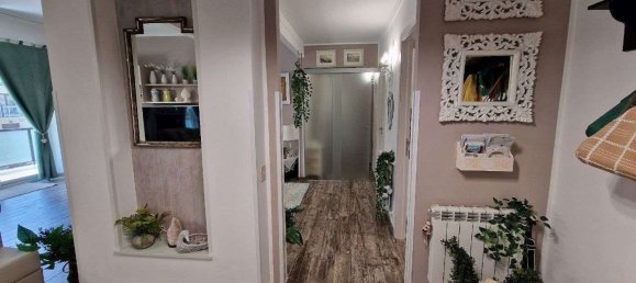 5 rooms Apartment in Palermo, Italy No. 279569 7