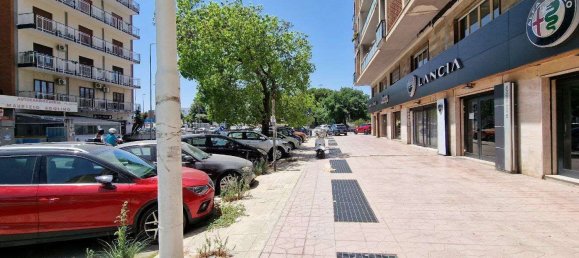 5 rooms Apartment in Palermo, Italy No. 279569 2