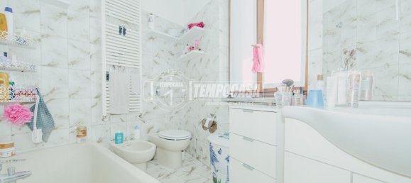 Дом с 3 комнатами в Магерно, Италия № 347098 19