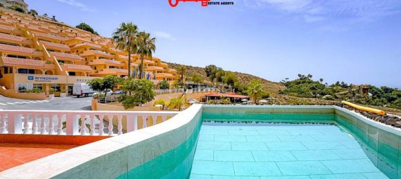 4 bedrooms House in Adeje, Spain No. 21214 2